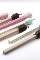 Свеча для бенто " спичка " коричневая 12см.